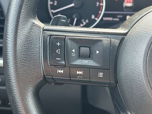 Used 2024 Nissan Rogue SV AWD/4WD image 26
