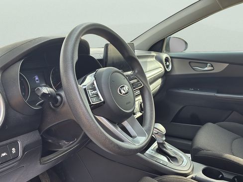 Used 2021 Kia Forte LXS FWD image 24