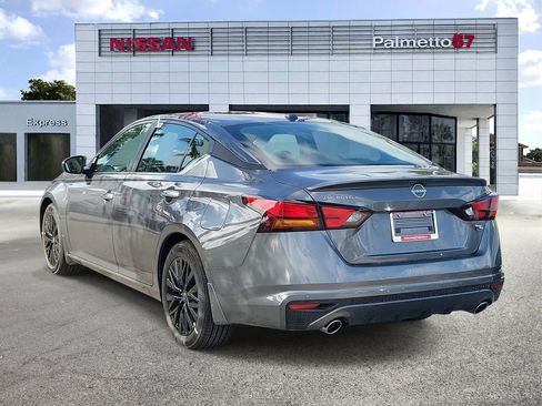 Used 2025 Nissan Altima 2.5 SV w/ SV Special Edition Package FWD image 4
