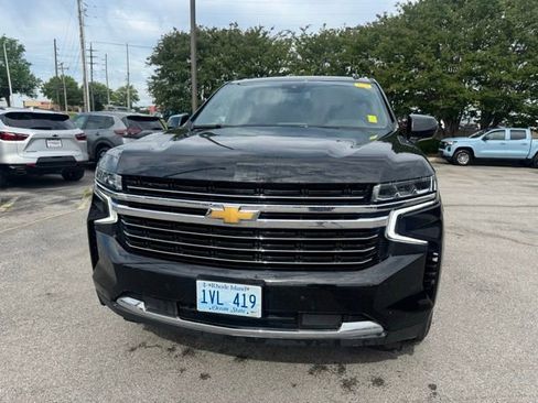 Used 2024 Chevrolet Suburban LT AWD/4WD image 8