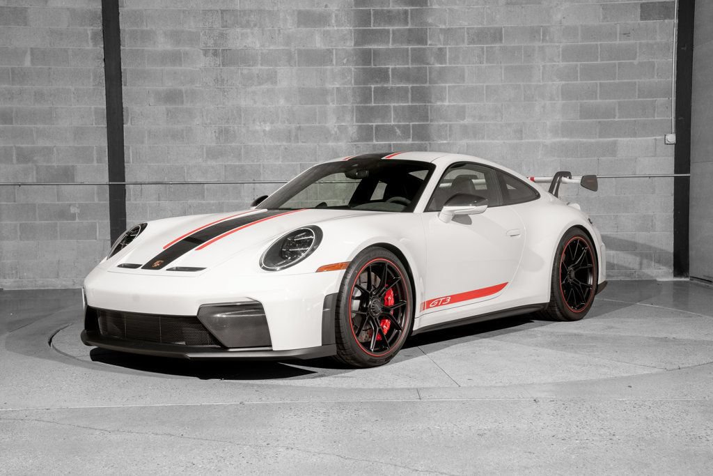Used 2026 Porsche 911 GT3 RWD image 5