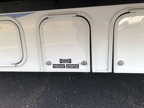 Used 2024 Ford E-350 and Econoline 350 Super Duty w/ Motorhome Prep Package RWD image 30