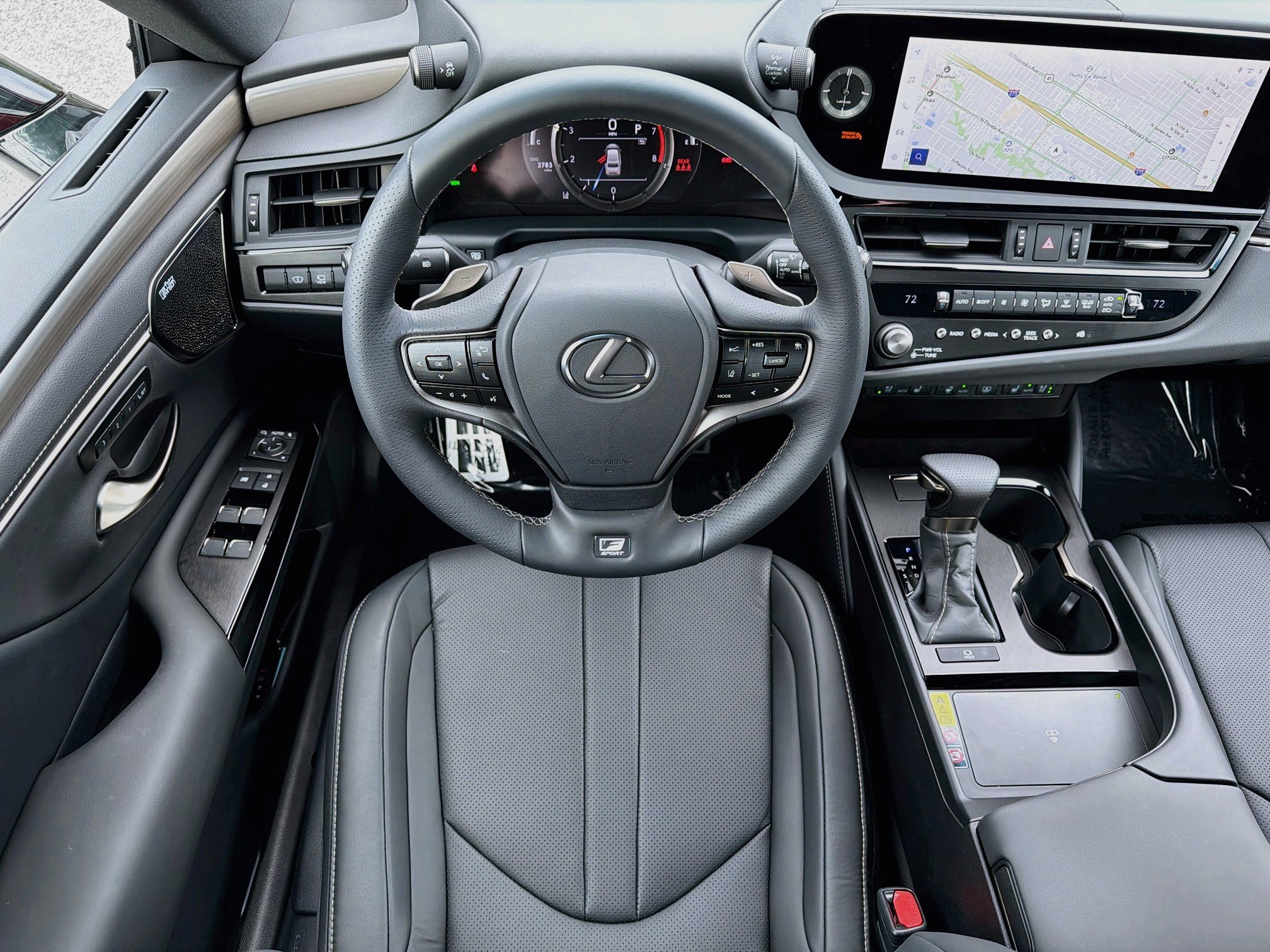 Used 2025 Lexus ES 350 F Sport w/ Accessory Package (Z1) FWD image 17
