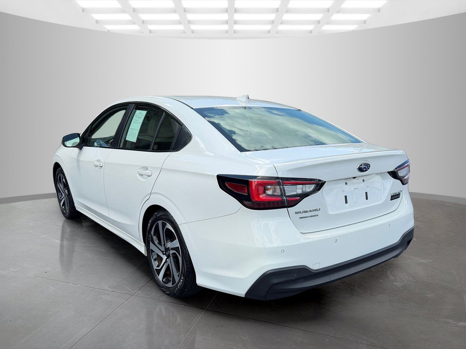 Used 2022 Subaru Legacy Limited AWD/4WD image 4