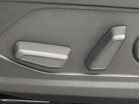 Certified 2025 Hyundai Santa Cruz SEL FWD image 11