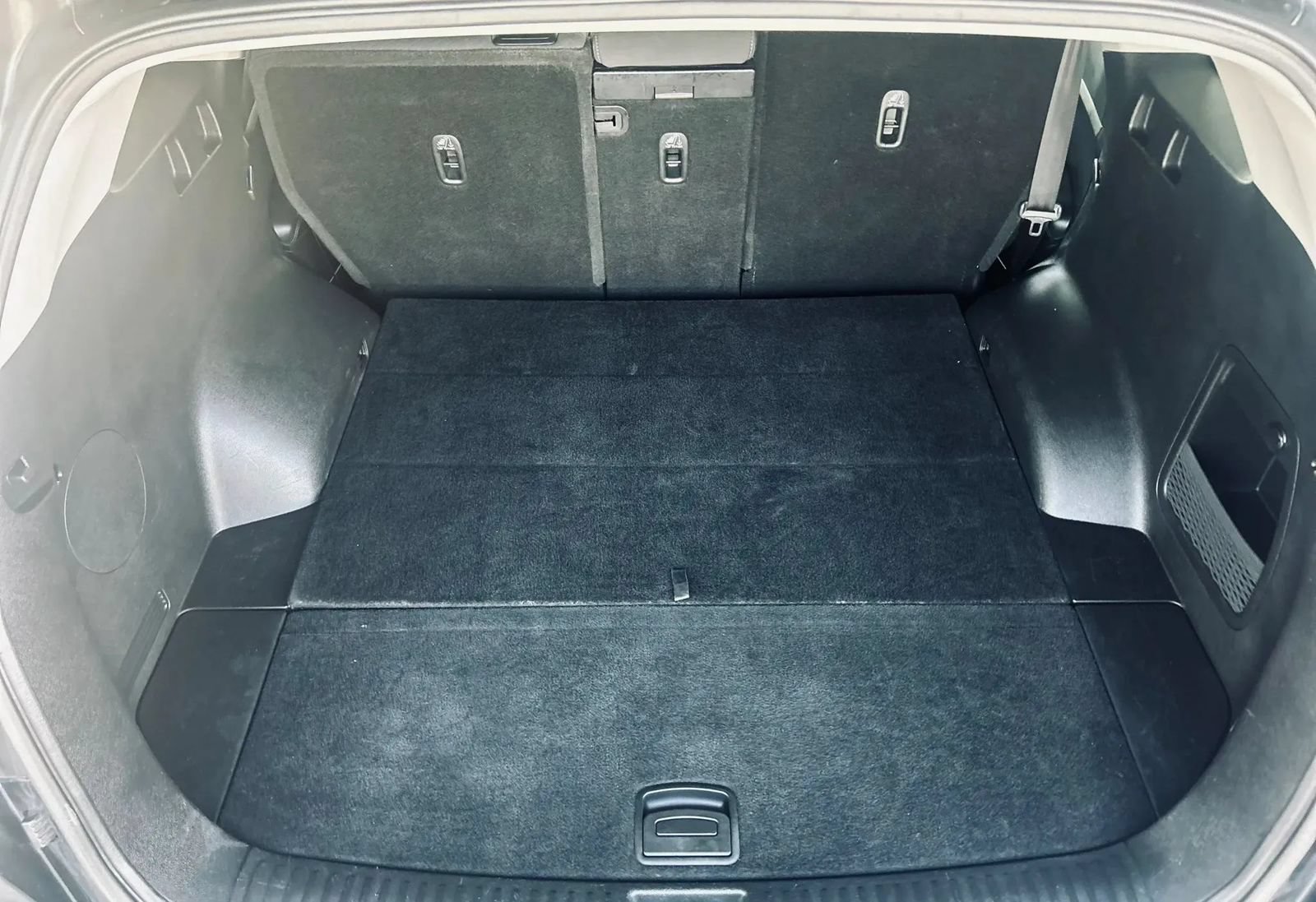 Used 2018 Kia Sorento FWD image 22