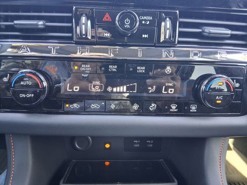 New 2026 Nissan Pathfinder Rock Creek w/ Rock Creek Premium Package AWD/4WD image 16