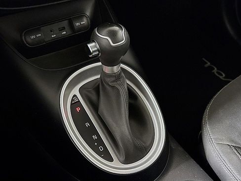 Used 2015 Kia Soul image 16