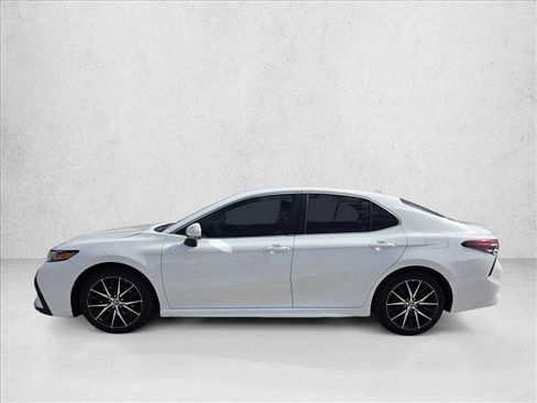 Certified 2024 Toyota Camry SE FWD image 9