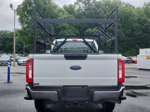 Used 2024 Ford F250 XL w/ Snow Plow Prep Package AWD/4WD image 4