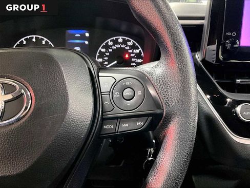 Certified 2025 Toyota Corolla LE image 25