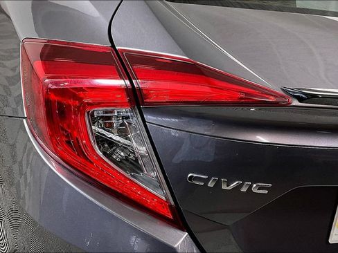 Used 2019 Honda Civic Sport image 28