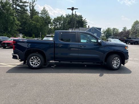 Used 2023 Chevrolet Silverado 1500 LT AWD/4WD image 6