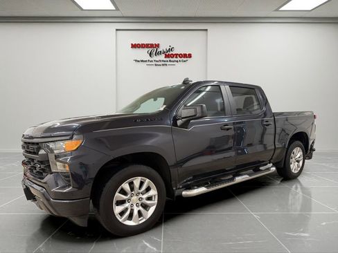 Used 2022 Chevrolet Silverado 1500 Custom w/ LPO, Dark Essentials Package image 3