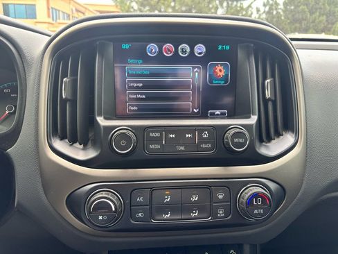 Used 2016 Chevrolet Colorado Z71 AWD/4WD image 23