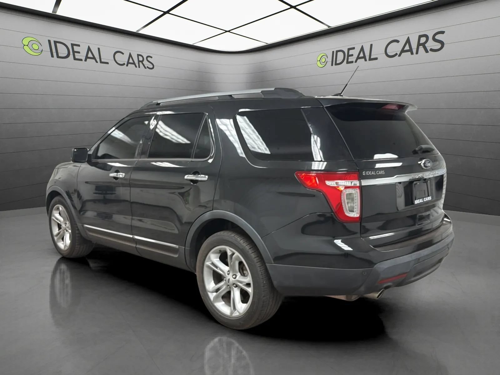 Used 2014 Ford Explorer Limited FWD image 3