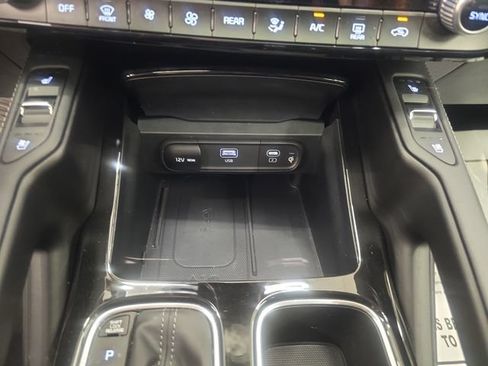 Used 2025 Kia Telluride SX FWD image 28