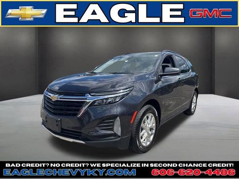 Used 2022 Chevrolet Equinox LT image 1