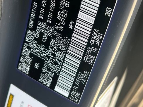 Used 2024 Toyota 4Runner SR5 image 37