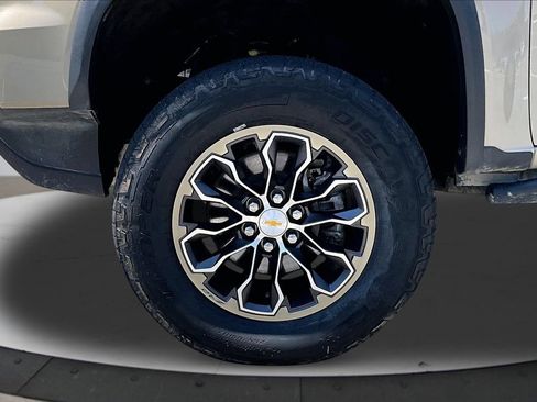 Used 2021 Chevrolet Colorado ZR2 AWD/4WD image 31