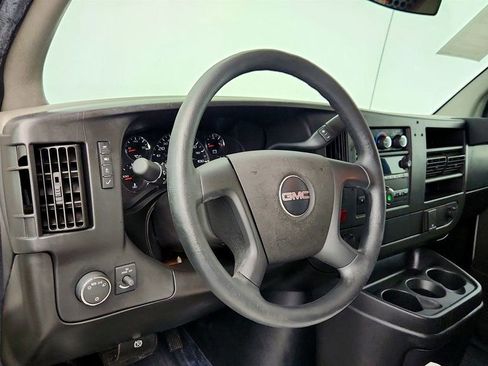 Used 2015 GMC Savana 2500 RWD image 11