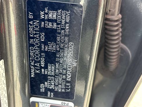 Used 2024 Kia Sportage LX image 30