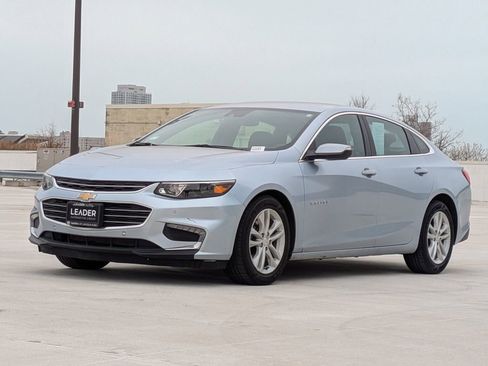 Used 2017 Chevrolet Malibu LT w/ Leather Package image 1