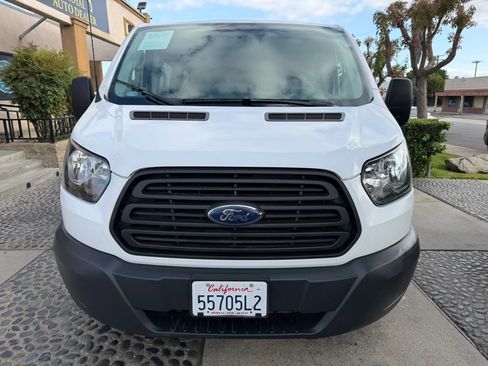 Used 2018 Ford Transit 150 XL RWD image 2