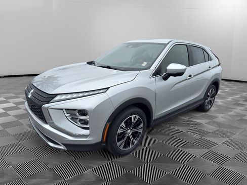 Used 2022 Mitsubishi Eclipse Cross SEL image 3