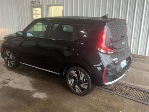 Used 2023 Kia Soul GT-Line FWD image 6