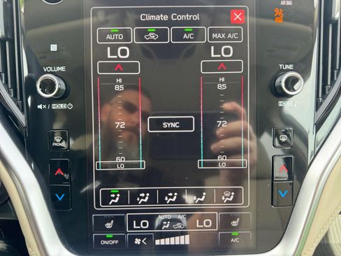 Used 2025 Subaru Outback Limited AWD/4WD image 22