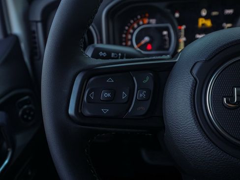 New 2026 Jeep Gladiator Rubicon image 25