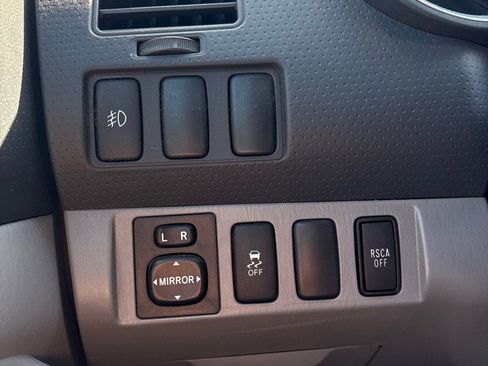 Used 2010 Toyota Tacoma 4x4 Double Cab image 17