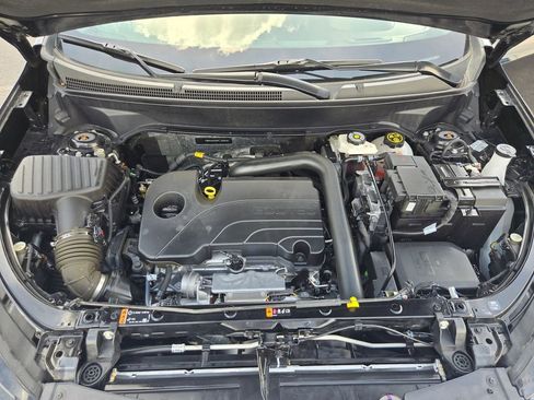 Used 2023 Chevrolet Equinox LS FWD image 29