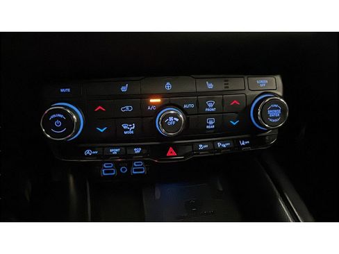 Used 2022 Dodge Durango GT AWD/4WD image 14