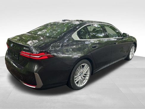 New 2024 BMW 530i xDrive w/ Premium Package AWD/4WD image 9