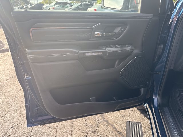 Used 2023 RAM 1500 Limited AWD/4WD image 12