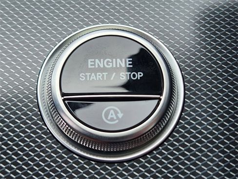 New 2025 Mercedes-Benz C 300 4MATIC Sedan image 22