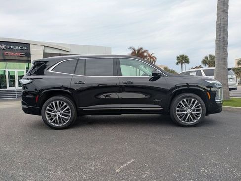 New 2026 Buick Enclave Avenir w/ Super Cruise Package FWD image 3