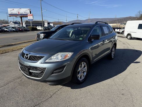 Used 2012 MAZDA CX-9 Touring w/ Moonroof & Bose Audio Pkg image 2