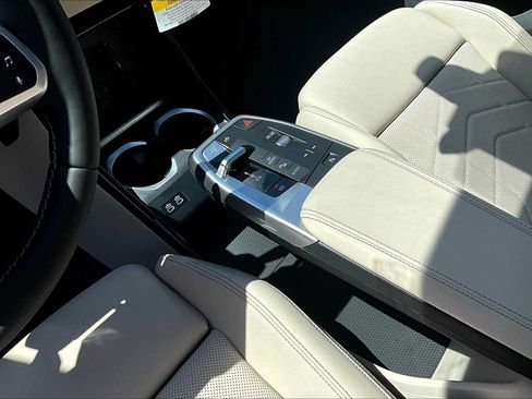 Used 2025 BMW X1 M35i w/ Premium Package AWD/4WD image 7