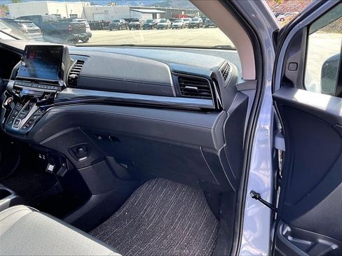 Used 2025 Honda Odyssey Elite image 13