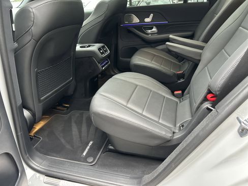 Certified 2025 Mercedes-Benz GLS 450 4MATIC image 41