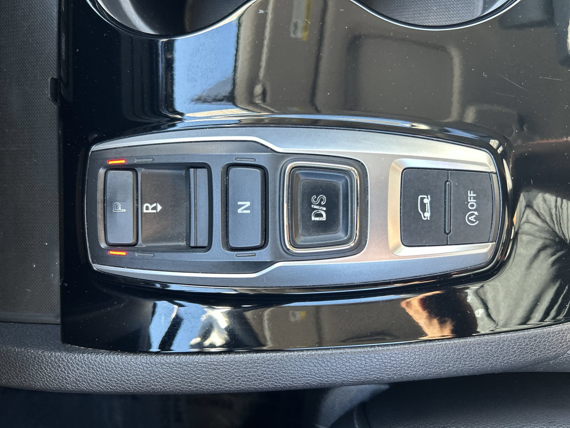 Certified 2019 Honda Pilot Touring image 23