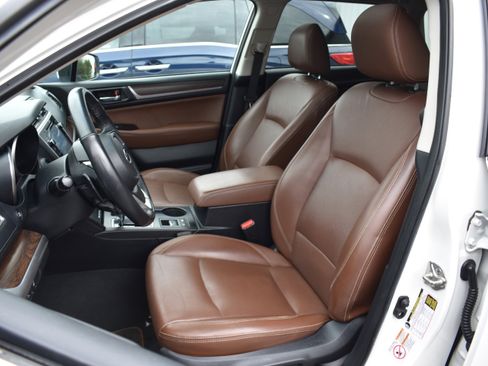 Used 2018 Subaru Outback 2.5i Touring w/ Popular Package #3 image 26