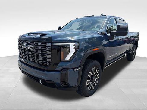 New 2026 GMC Sierra 2500 Denali Ultimate AWD/4WD image 3