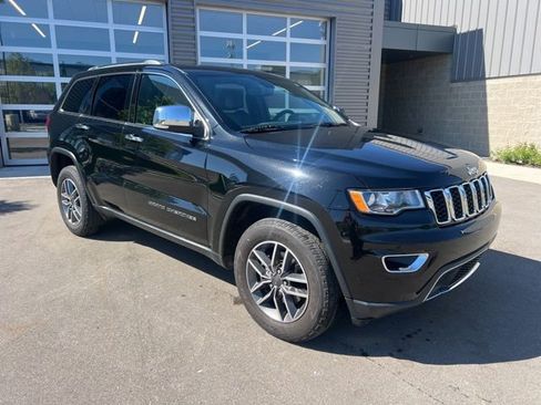 Used 2020 Jeep Grand Cherokee Limited AWD/4WD image 3