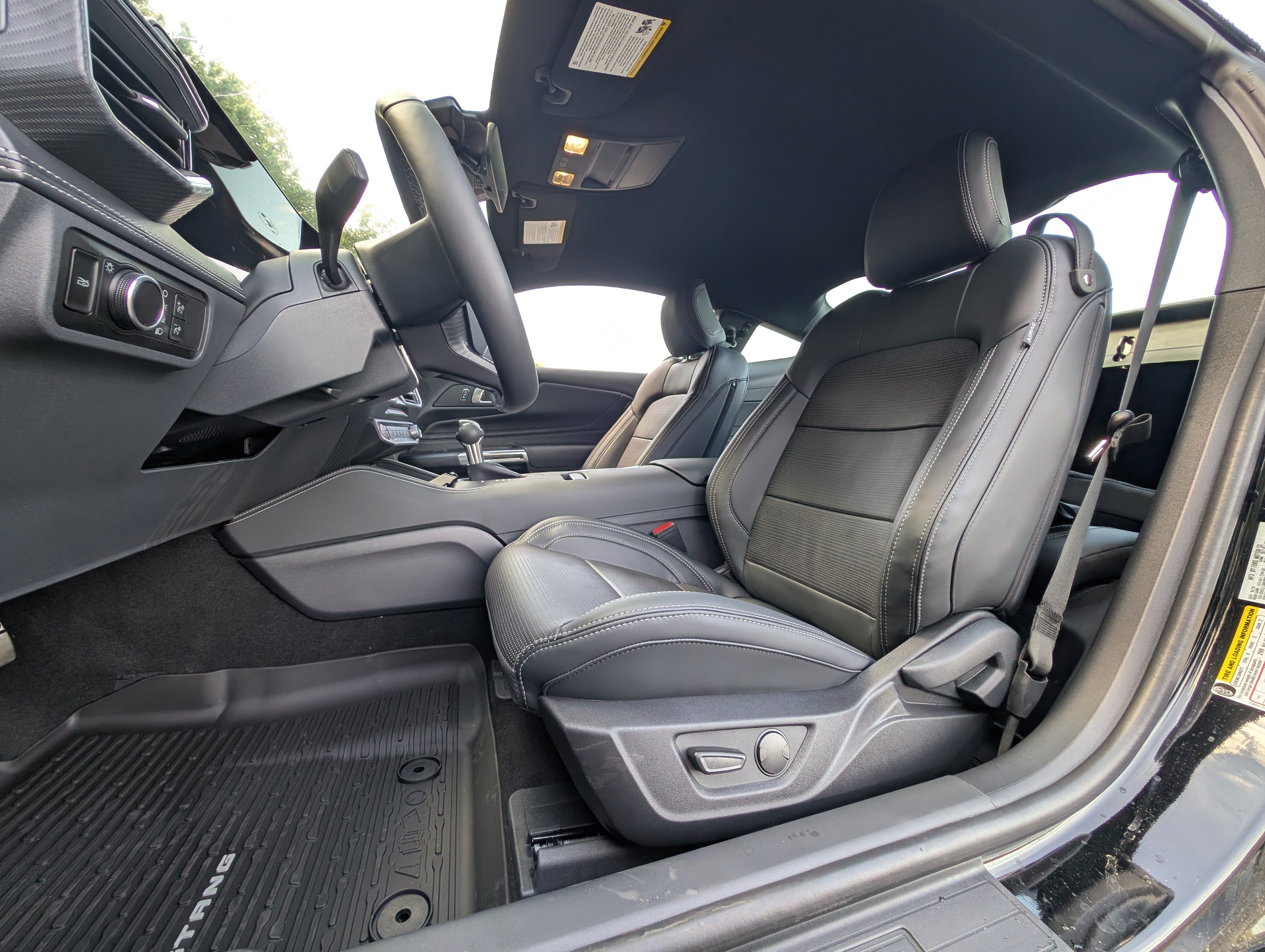 Used 2026 Ford Mustang Premium RWD image 16