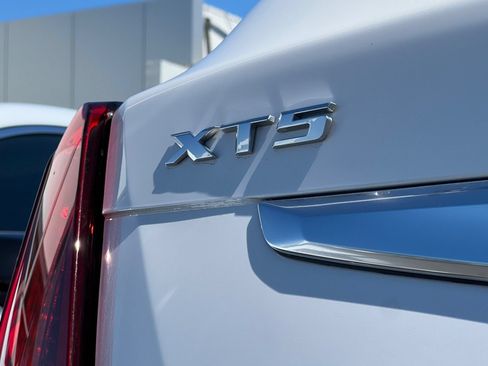 Used 2026 Cadillac XT5 Premium Luxury w/ LPO, Floor Liner Package FWD image 49