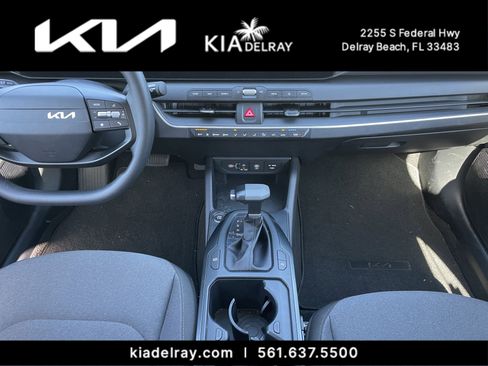 New 2025 Kia K4 LXS image 12